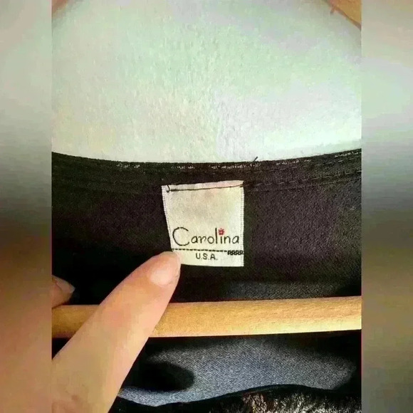 Women’s black and gold stretchy fitted formal dress by Carolina made in USA - Picture 3 of 13